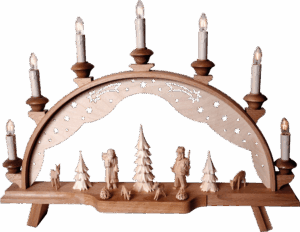 Schwibbogen Waldmotiv mit geschnitzten Figuren - 52 cm